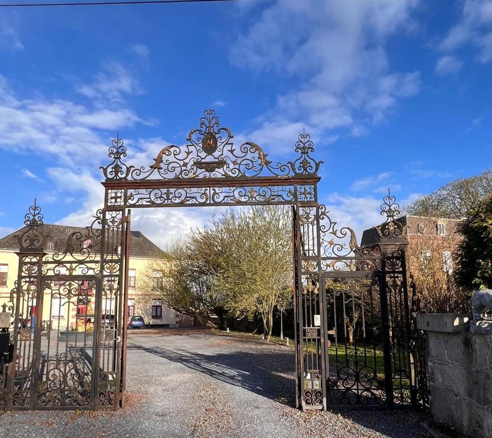 Domaine Des Anges Bed & Breakfast Avesnes-sur-Helpe Luaran gambar