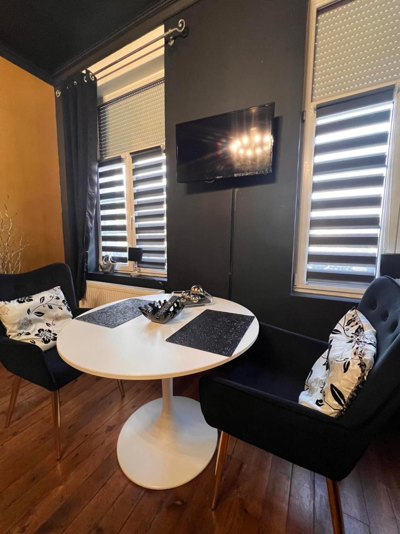 Domaine Des Anges Bed & Breakfast Avesnes-sur-Helpe Luaran gambar